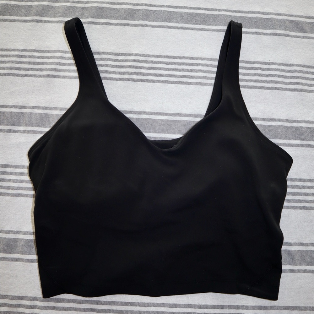 Lululemon Size 10 Align Tank Top in Black